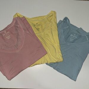 American Eagle Outfitters Pink and Yellow Short Sleeve Crew Neck Tees